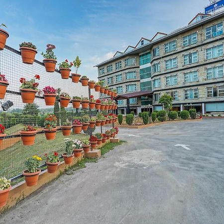 ホテルThe Chinar Srinagar エクステリア 写真
