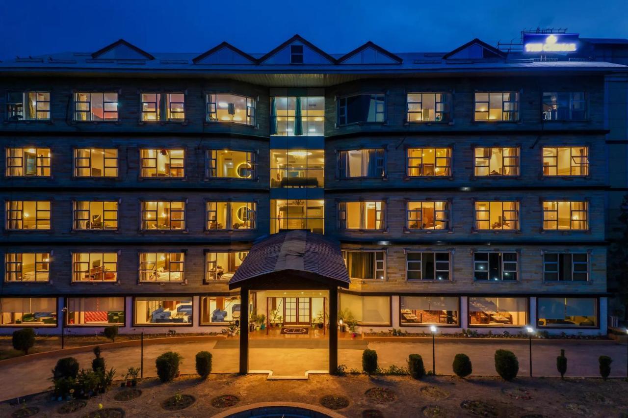 ホテルThe Chinar Srinagar エクステリア 写真