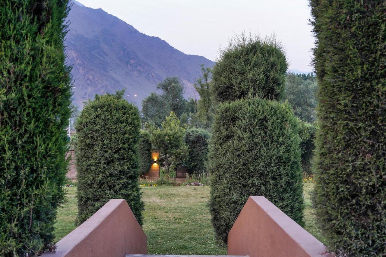 ホテルThe Chinar Srinagar エクステリア 写真